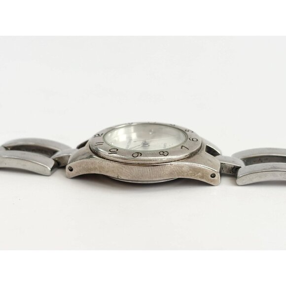 Casual Corner Silver Toned 2101-L02 Chainlink Vintage Wristwatch - 25mm - WORKS! - Picture 5 of 11